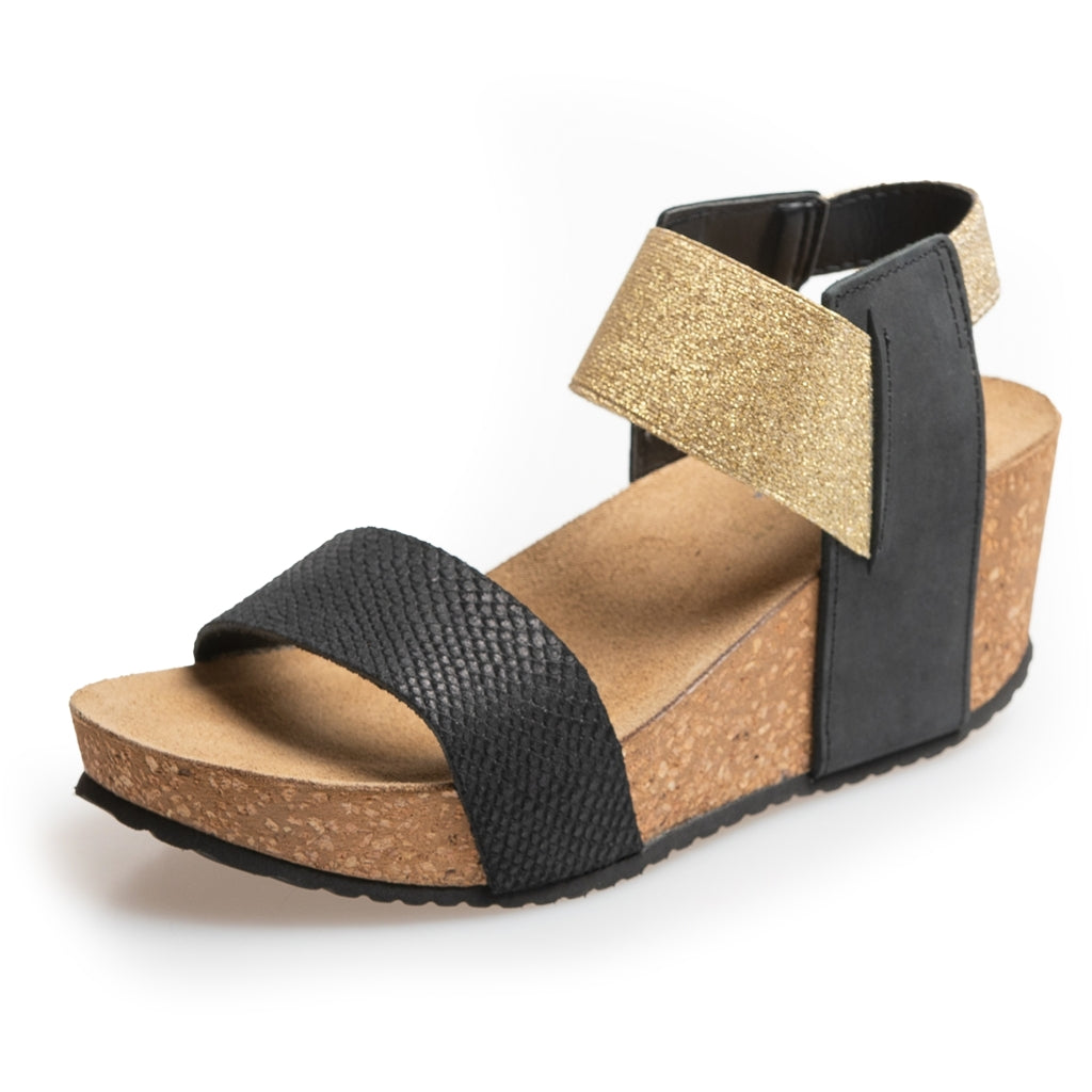 COPENHAGEN SHOES THE NEW DANIELA Sandaler med kilehæl 258 GOLD BLACK